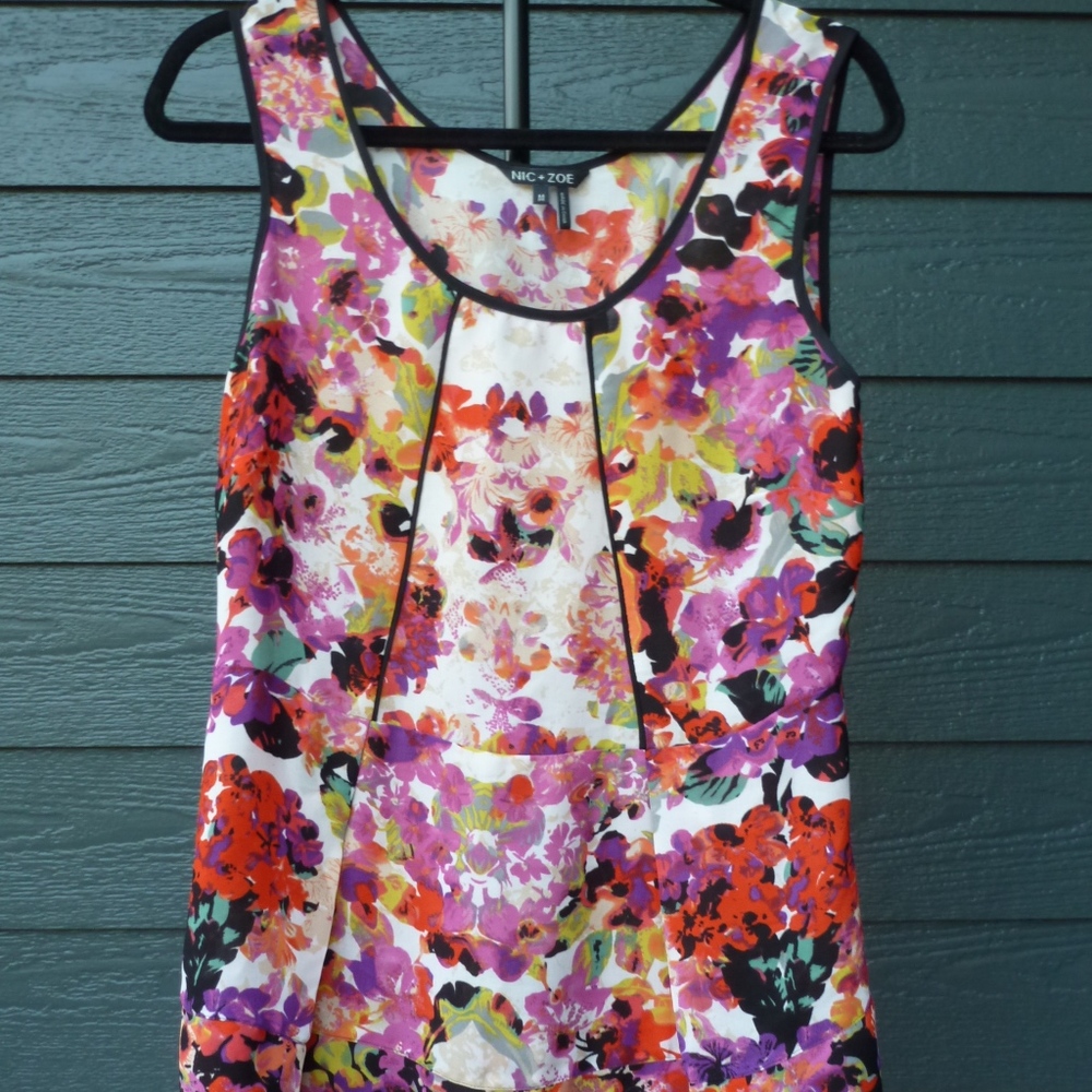 NIC AND ZOE SLEEVELESS FLORAL PEPLUM TANK LADIES TOP MEDIUM